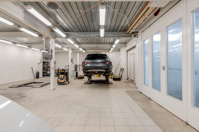Atelier de garage automobile