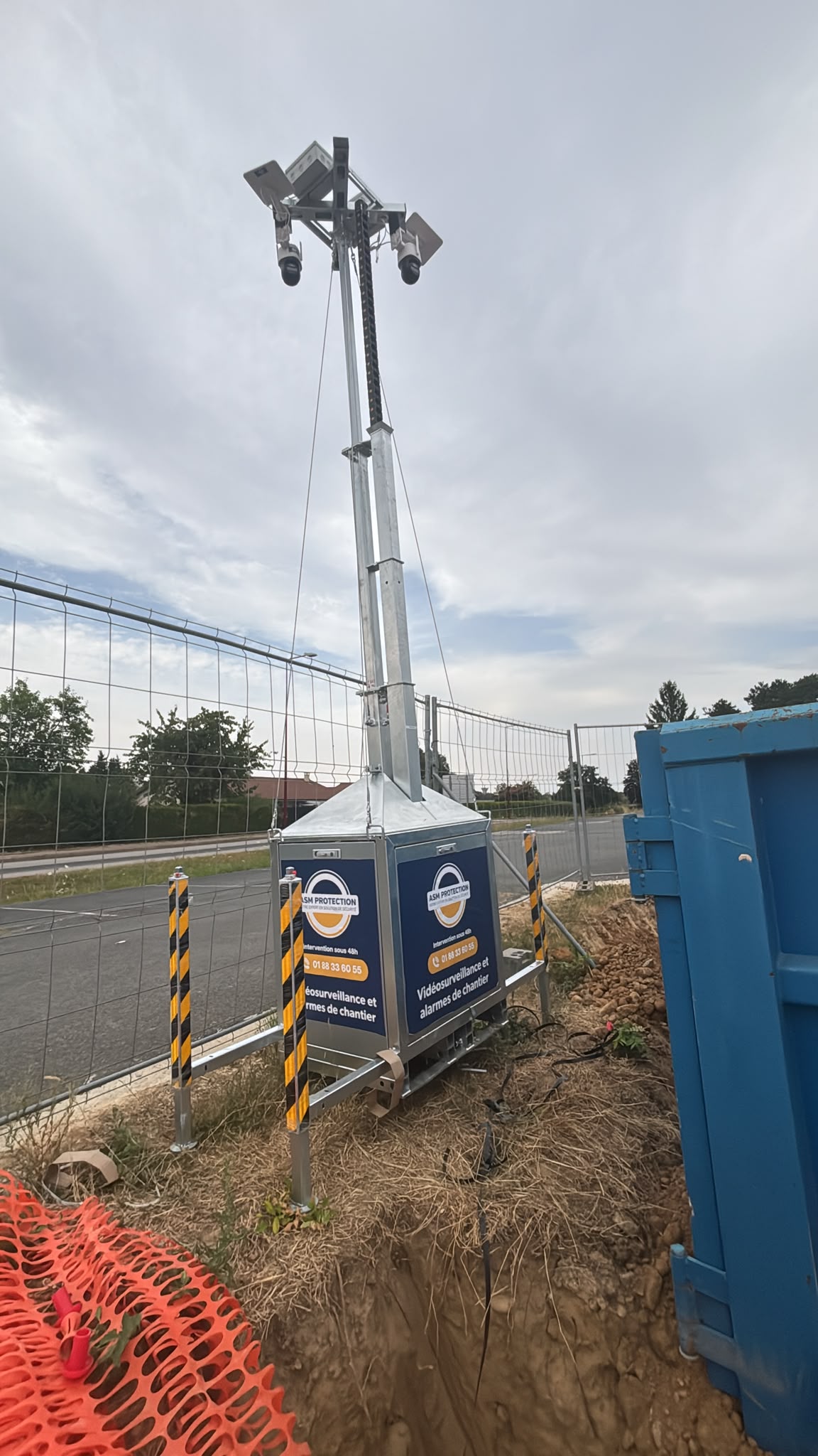 Détail d’une tour mobile ASM Protection avec caméras et projecteurs sur un chantier